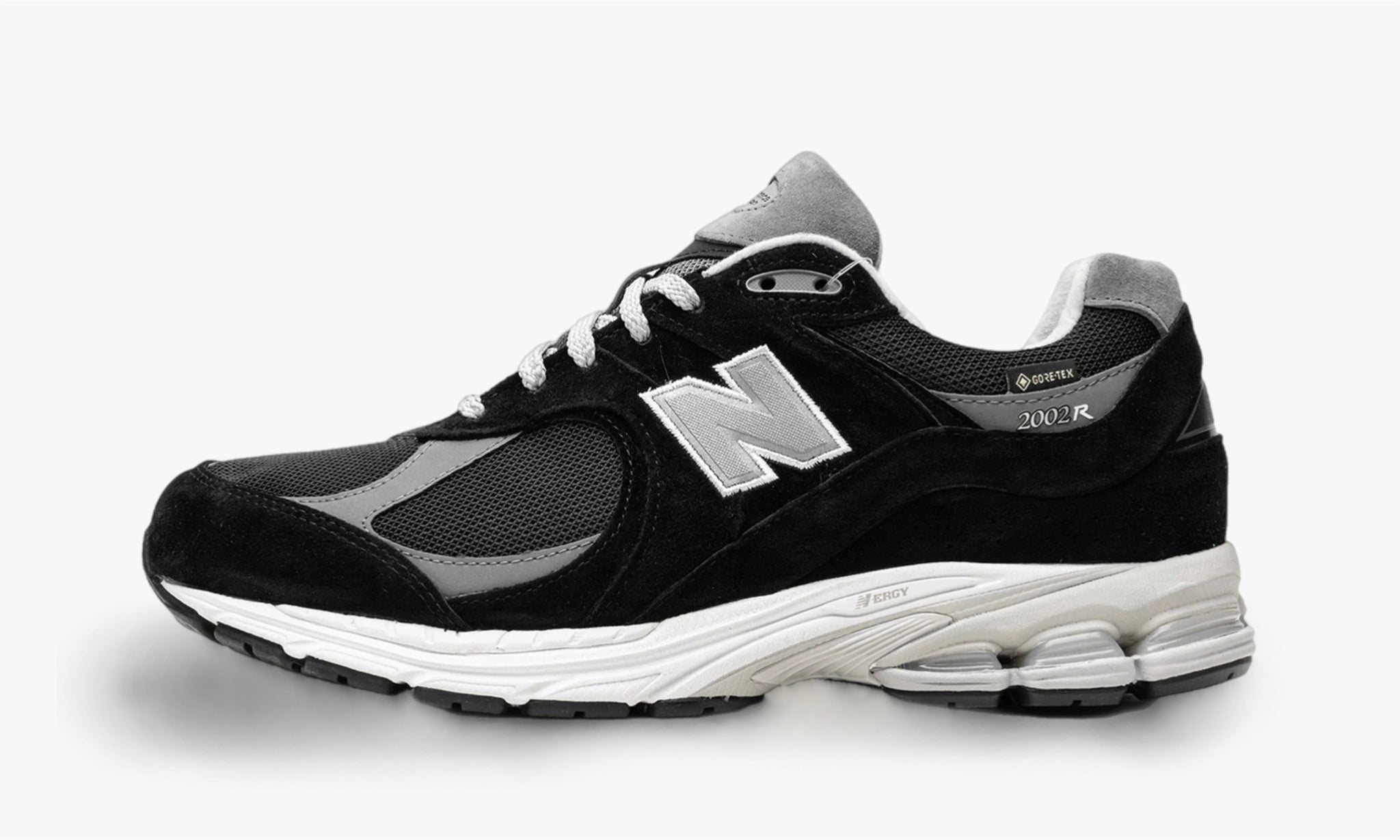 New Balance 2002R “Gore-Tex – Black Castlerock”