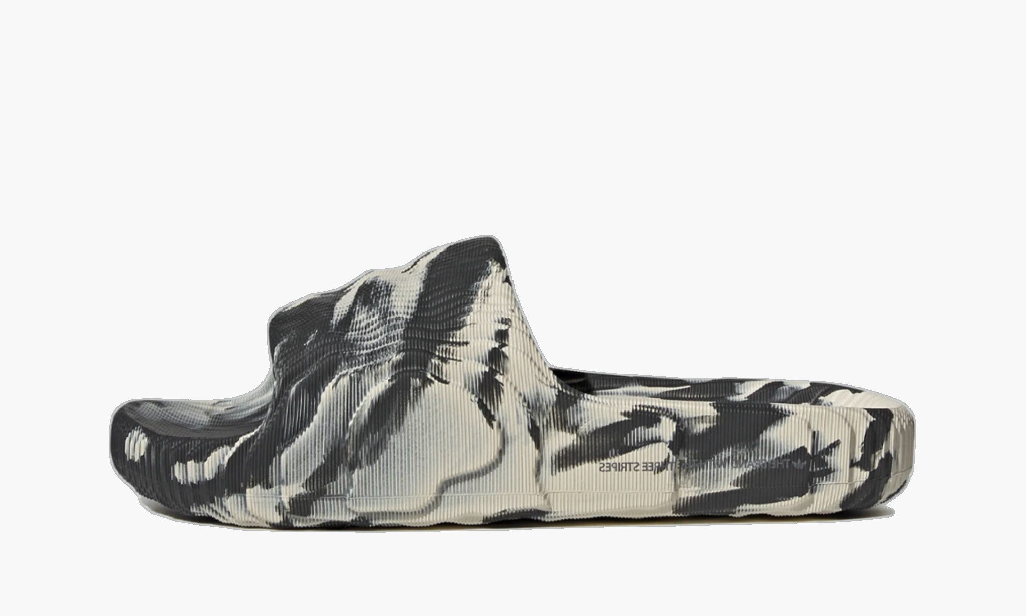 Adilette 22 Slides “Carbon Aluminum”