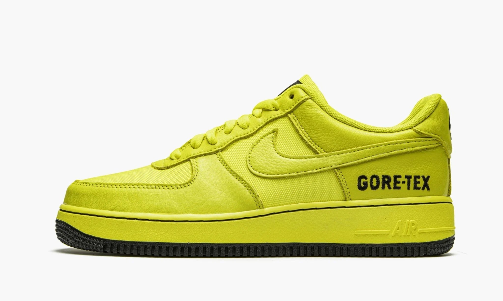 Nike Air Force 1 GTX “Gore-Tex – Dynamic Yellow”