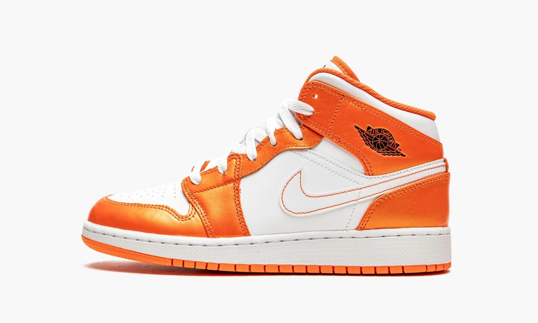 Jordan 1 Mid SE GS “Electro Orange”