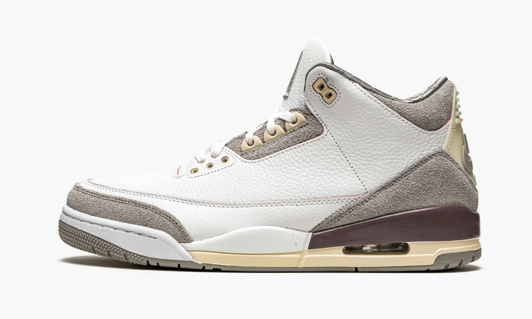 Jordan 3 Retro SP WMNS “A Ma Maniére – Raised by Women”