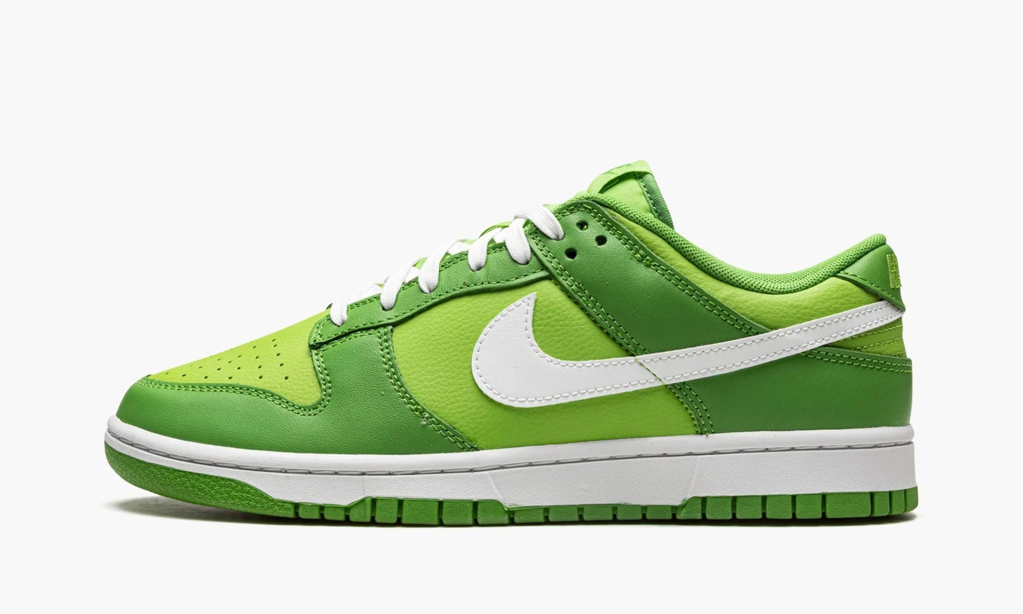 Nike Dunk Low “Chlorophyll”