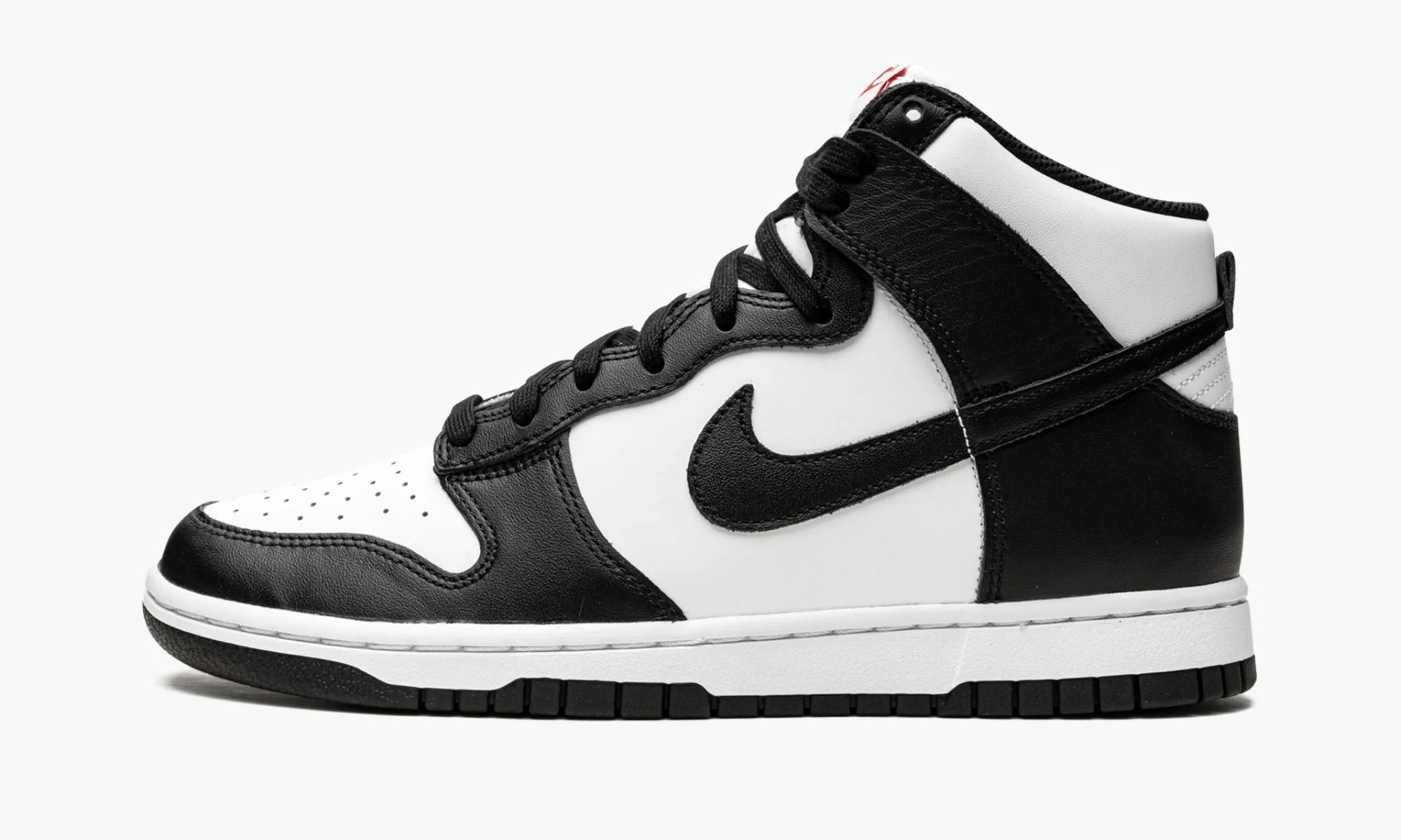 Nike Dunk High “Panda”