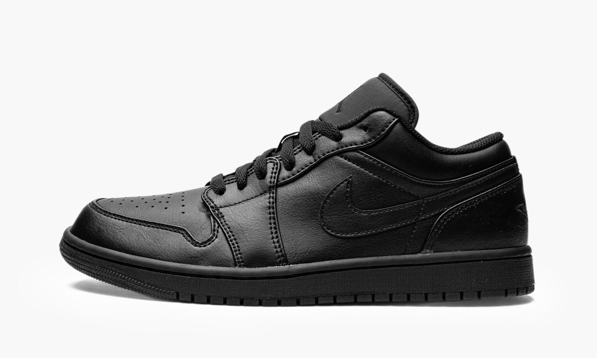 Jordan 1 Low “Triple Black 2022”