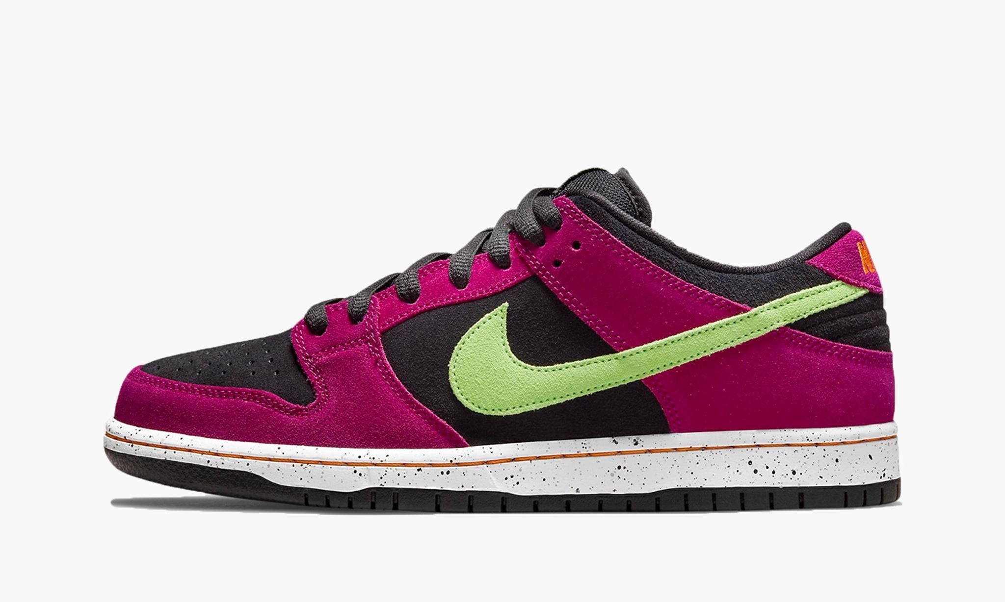 Nike Dunk SB Low Pro ACG “Terra Red Plum”