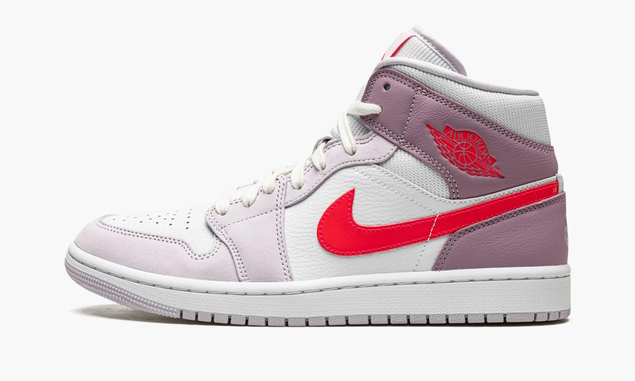 AirJordan 1 Mid WMNS “Valentine’s Day 2022”