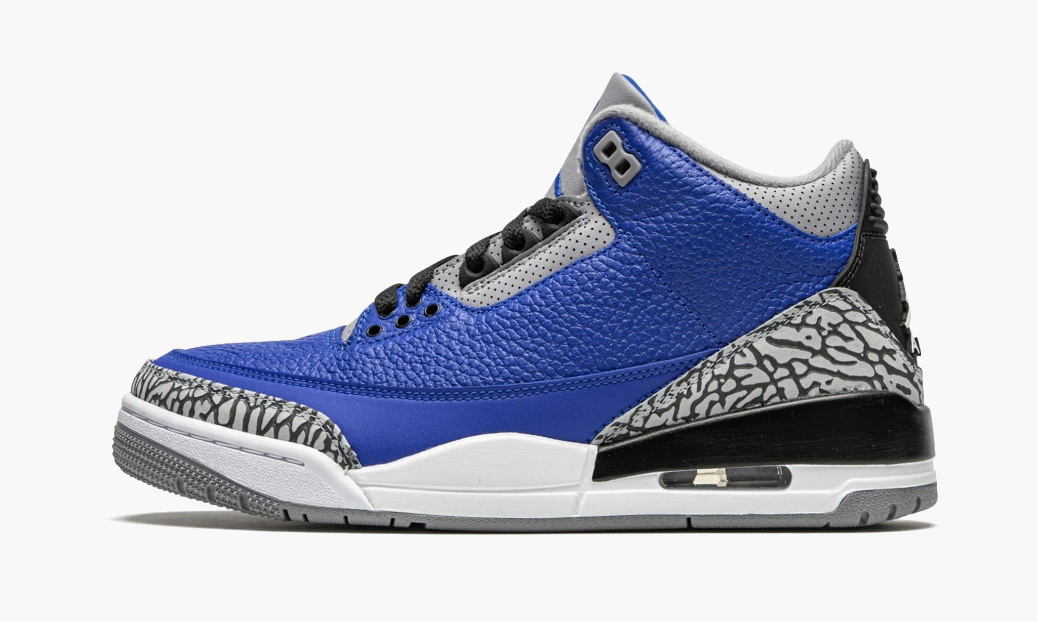 Jordan 3 Retro “Varsity Royal Cement”