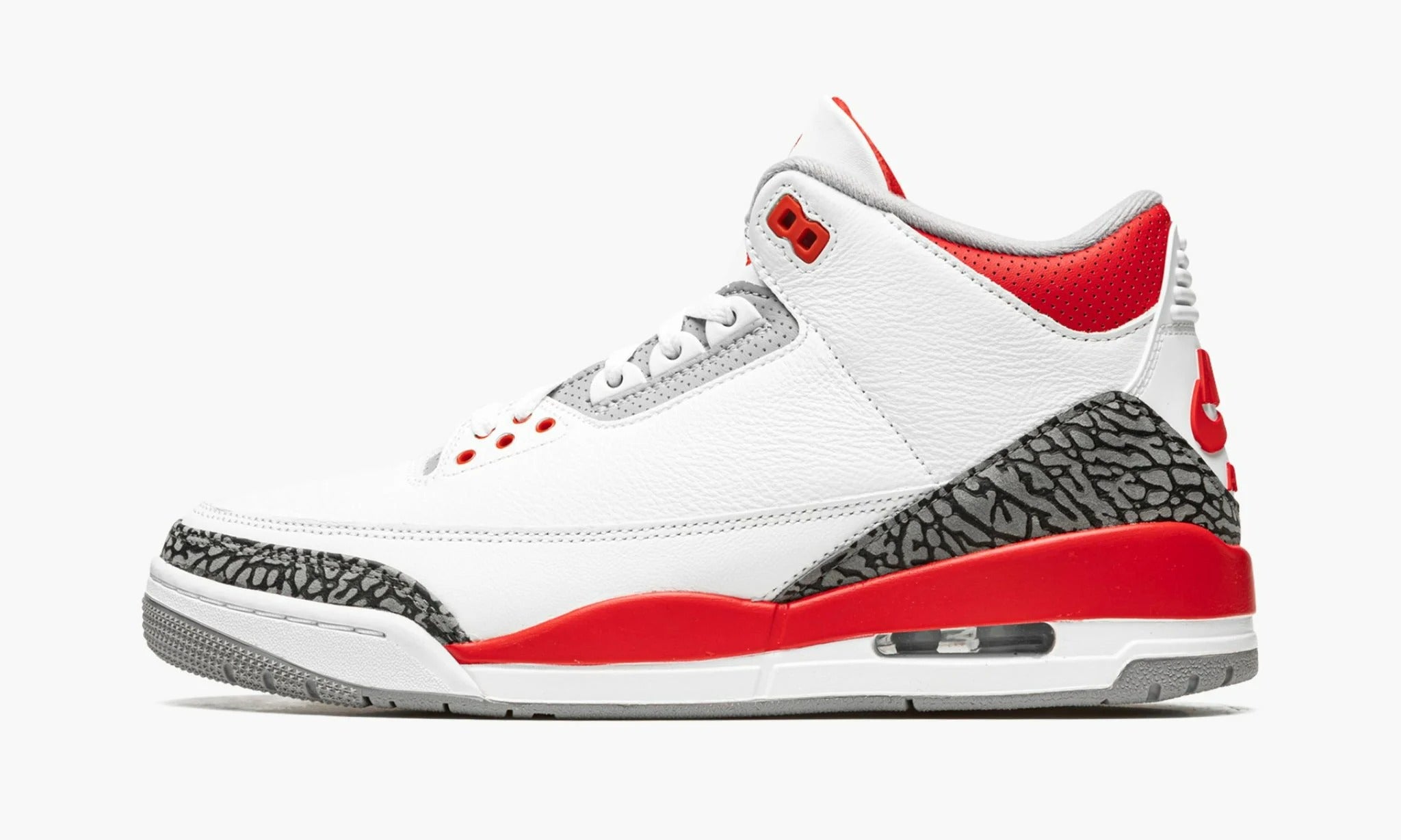 Jordan 3 Retro “Fire Red 2022”